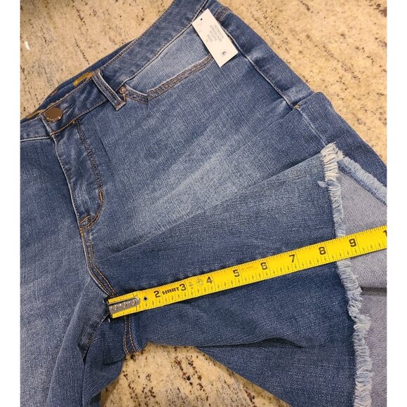 New! Lot of 3 Size 16 Nine West Chrystie Capri Jeans & Seven7 Sunset Bermuda - Picture 6 of 16